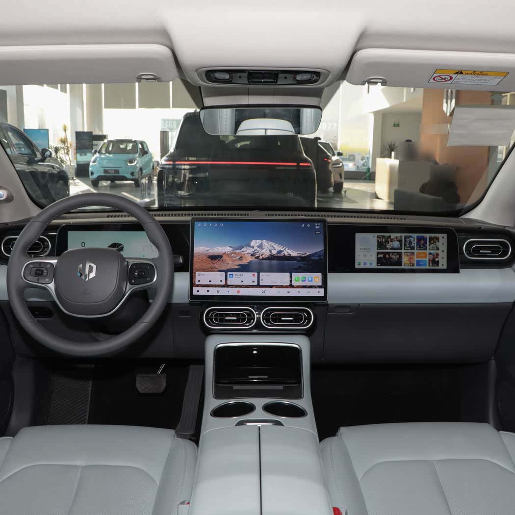 C01 2024 Range Extended Electric Vehicle 216 Comfort Edition