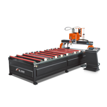 Macchina di tenuta della porta della finestra CNC con robot di caricamento e scarico
