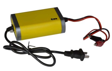 Battery Charger 120602