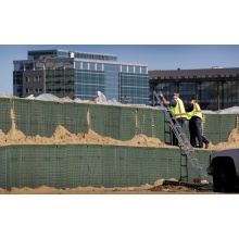 Desert Gabion Rock удерживается