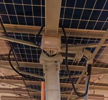Self-Charging Solar Mounting System with Solar Tracker and DG 03 Controller - Single or Dual-Axis DC Tracking