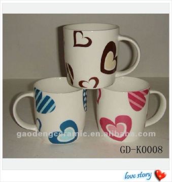 love mug with heart shape print