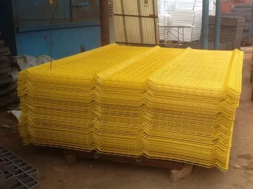 Curvy welded wire mesh fence,3D folded wire mesh fence for sale