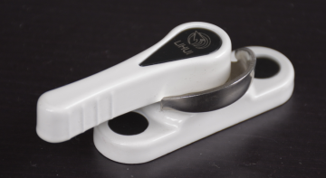 china supplier upvc hardware sliding window lock, zinc alloy security window lock ,pvc sliding window lock LH-CL07
