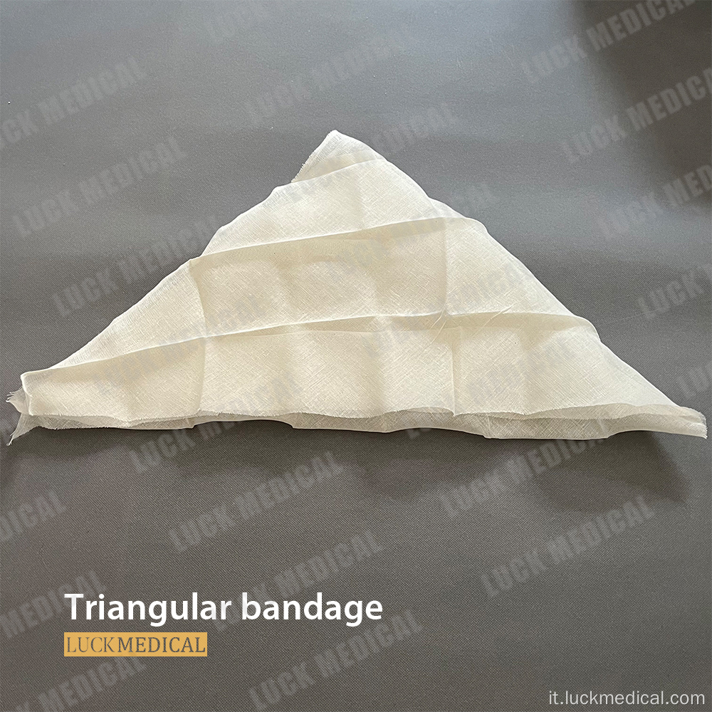 Uso medico di bendaggio triangolare