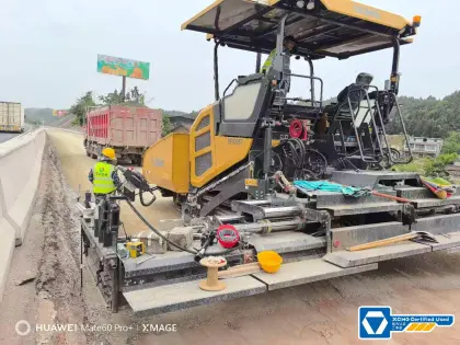 XCMG Used Asphalt Paver RP1005TIV Asphalt Equipment for Sale Good Condition