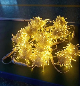 Meilleures lumières LED de chaîne extérieure de Noël pour 2023