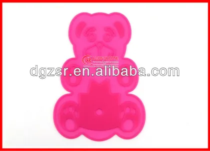 Little bear cake kitchenware