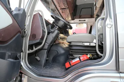 Dayun N8V 350hp 6X4 LHD Diesel Luxury Tractor Truck - Ready to Ship