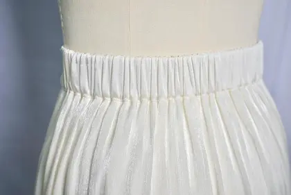 Women's lining skirt with elastic in waistband