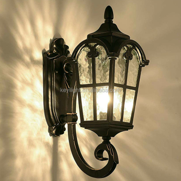 Hot Sale Garden Dekorative Außenzaunlichter - Aluminium Wandlampe Vintage Outdoor Light Wall Lantern "Um sie jedoch mehr SEO -freundlicher und prägnanter zu gestalten, können Sie in Betracht ziehen:" Vintage -Aluminium -Wandlantern im Freien - h