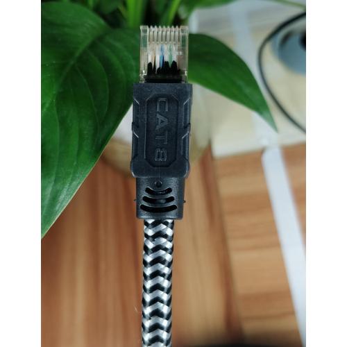 Câble Ethernet tressé pour ordinateur PS4 Xbox Cat8