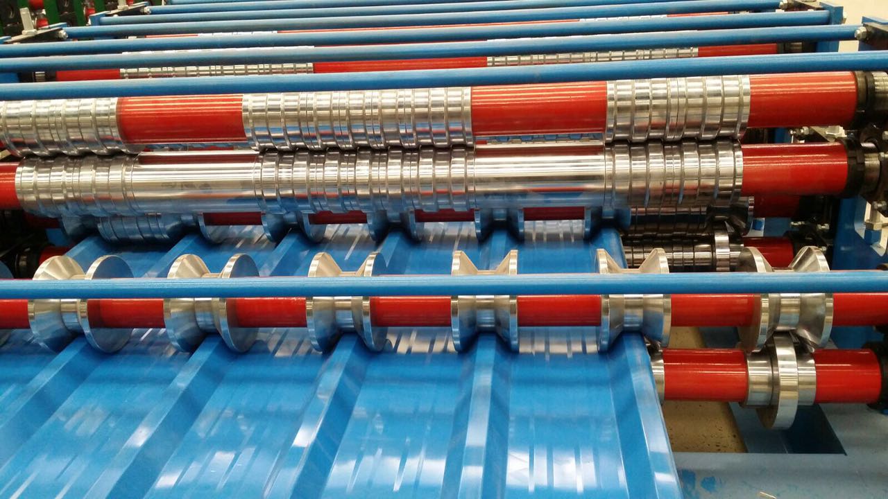 Double layer roof sheet roll forming machine