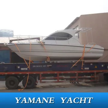 8.5m luxury yacht with cabin