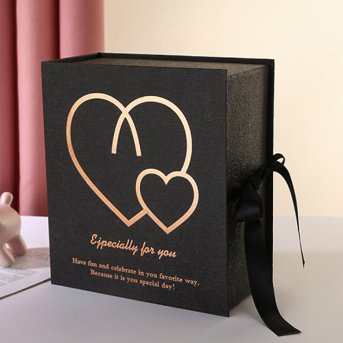 Custom Packaging Magnetic Gift Box with Ribbon Black