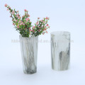 Vase en verre cylindrique effet marbre