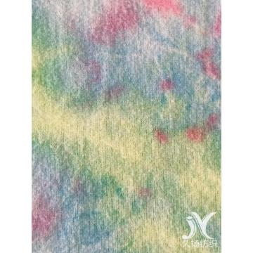 Tissu en tricot tie-dye avec brosse