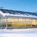 Invernadero solar fotovoltaico contemporáneo