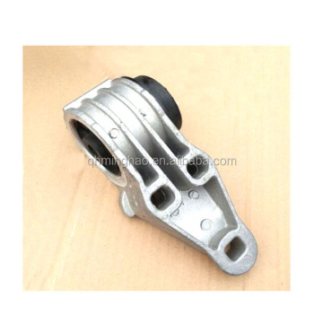 Auto Parts Engine Motor Mount Arm Bushing for Audi A6, Skoda, VW Passat