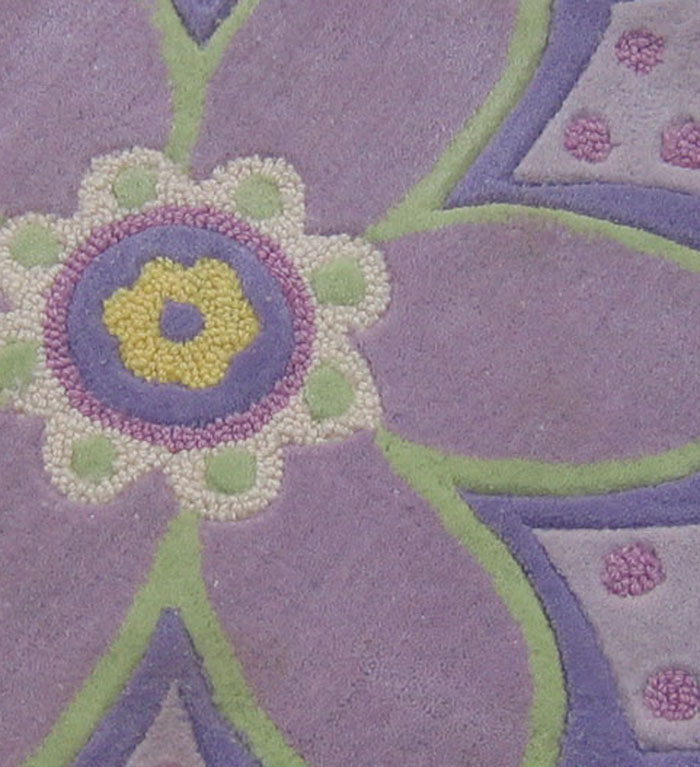 Hand Tufted Carpet with Flower Shape