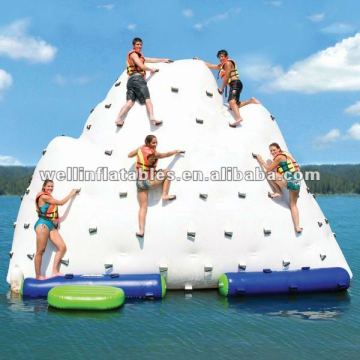 2015 hot selling water Inflatable / inflatable pool iceberg iceberg float