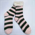 Fuzzy Sherpa aus Slipper -Socken aus Sherpa auskleidet