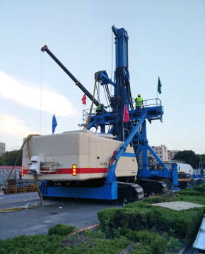 Construction Tools: Ebz Series Mining/Tunneling Machine & Chain-type Diaphragm Wall Equipment