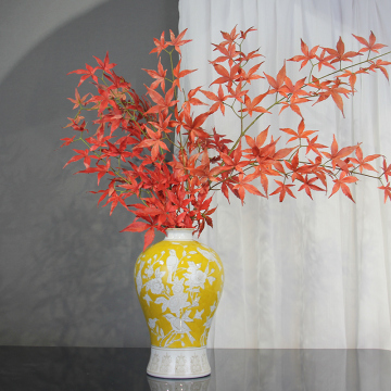 Chinese Antique Wedding Vase - Yellow Flower Ceramic Ornament for Home