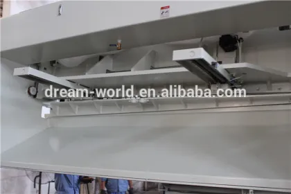 Discount swing beam shearing machine punching and shearing machine from China machine manufacuturer