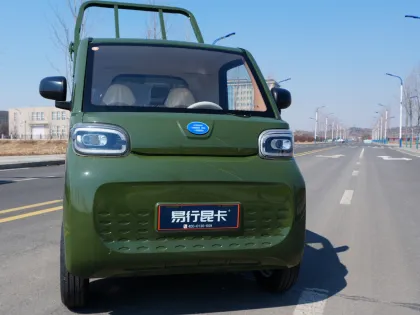 All electric pickup truck