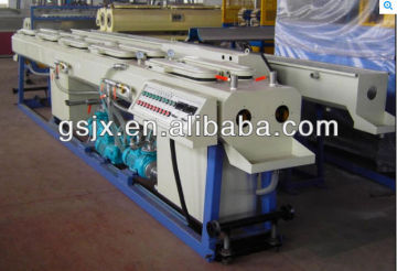 PVC pipe vacuum sizing tank