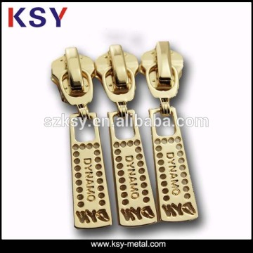 hot sell cheap custom zipper pull with clothing