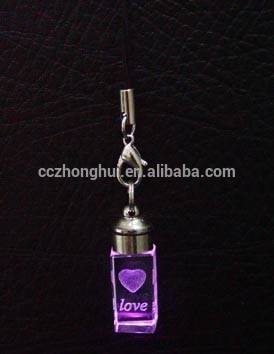 2016 Fashion and mini 3d laser engraving crystal keychain with personal logo