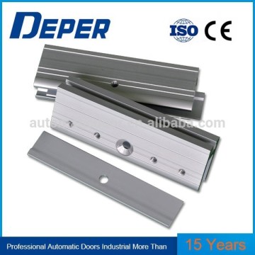 Deper hanging glass clamp