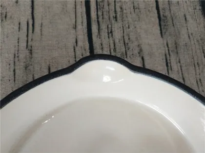 cast iron enamel frying pan/skillet