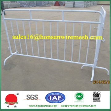 China supplier!! Interlocking steel barriers with bridge feet