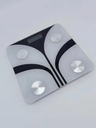 HOUSEHOLD electronic body weight scale