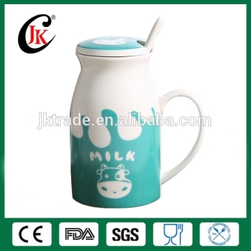 Tazza di latte in ceramica adorabile promozionale all'ingrosso con coperchio