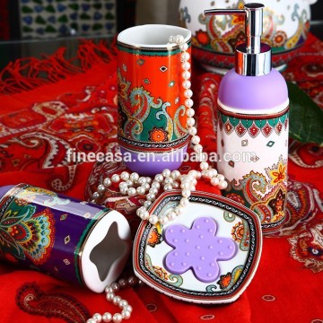 Fine New Bone China Middle East Luxury Porcelain Bathroom set