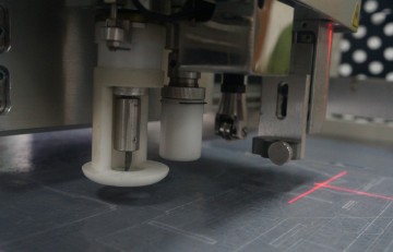 Temperature Controlled Thermal Packaging Foam Digital Cutting System Sample Maker Cutter Machine