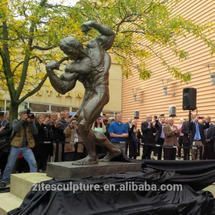 Metal Craft Life Size Bronze Famous Male Arnold Schwarzenegger Statue Strong Man Sculpture