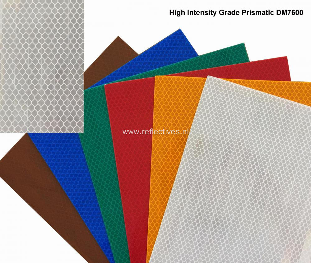 ASTM D4956 Type IV High Intensity Prismatic Reflective Sheeting DM 7600