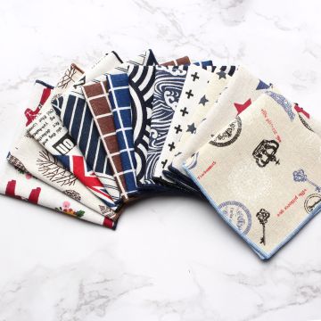 Op maat ontworpen Jacquard Polyester zakdoeken voor herenpakken - verschillende patronen