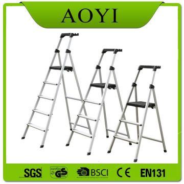 Aluminum step ladder