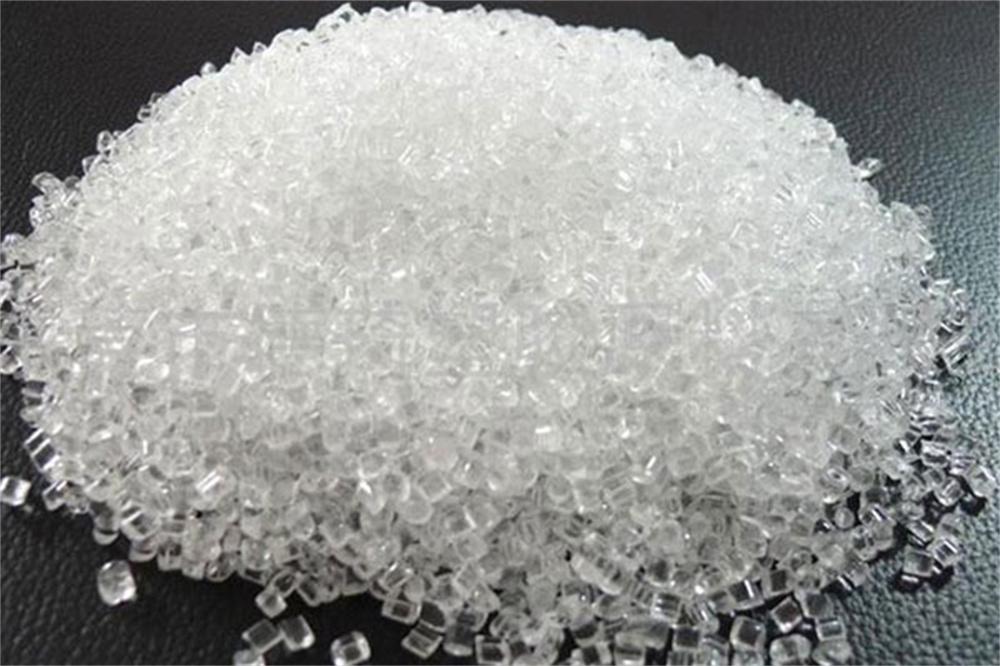 Polyethylene-Terephthalate-Chips-2