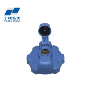 Plastic oil seal for truck engine