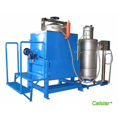 Solvent recovery machine for FRP industry
