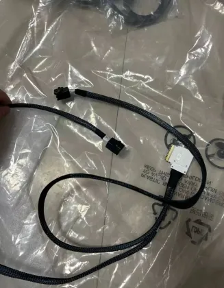 Supermicro Slimline SAS x8 to 2x Mini SAS HD 0.7m Cable CBL-SAST-0826