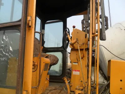 KOMATSU GD505A-2 GRADER