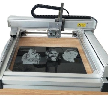 Europa Hot Sale CNC Stone Impact Gravur Machine für Grabsteine, Porträts, Texte, Muster auf Marmor, Granit, Glas